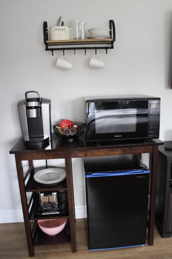 Woodslee Bed And Breakfast Belle River Bagian luar foto