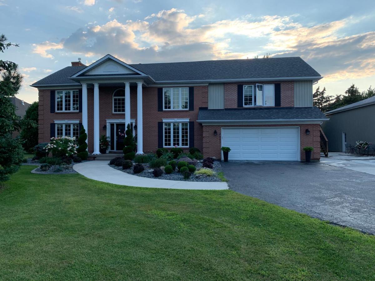 Woodslee Bed And Breakfast Belle River Bagian luar foto