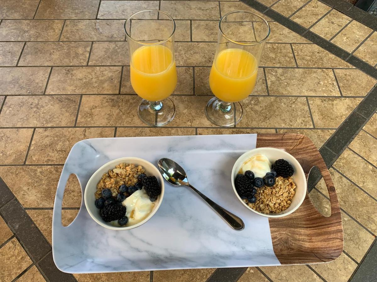 Woodslee Bed And Breakfast Belle River Bagian luar foto